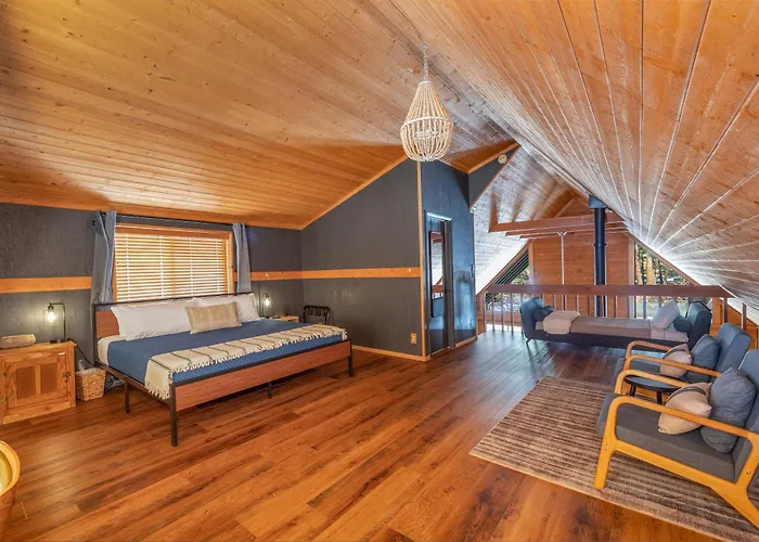 Villa Stylish Cozy Retreat In Munds Park
