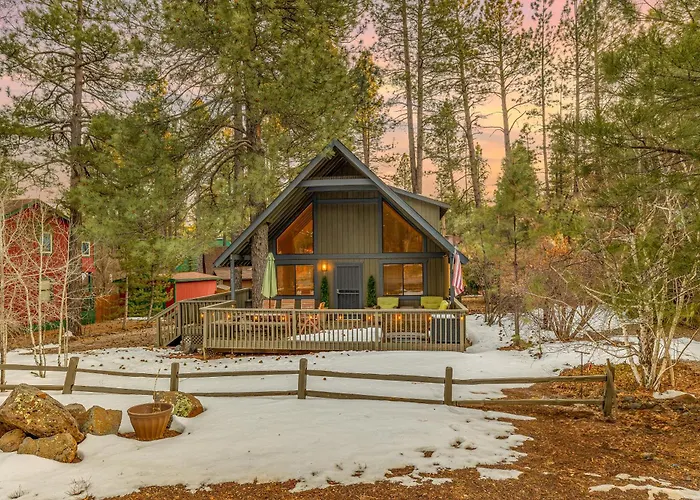 Stylish Cozy Retreat In Villa Munds Park