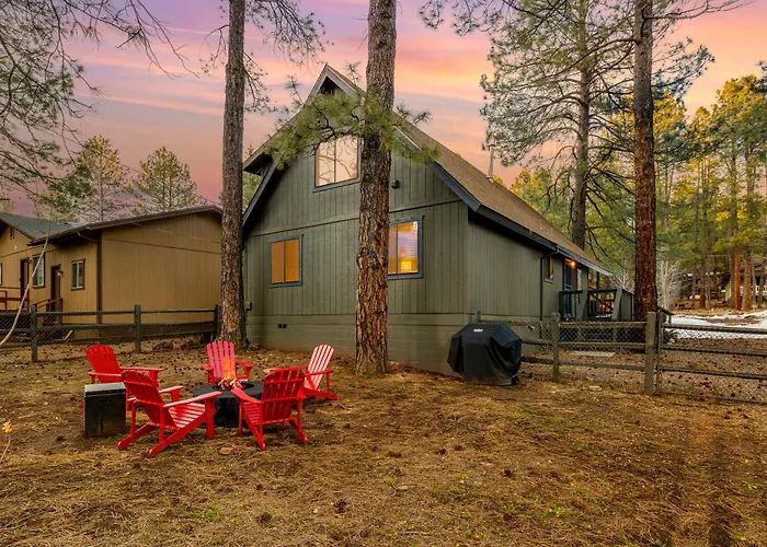 Stylish Cozy Retreat In Munds Park